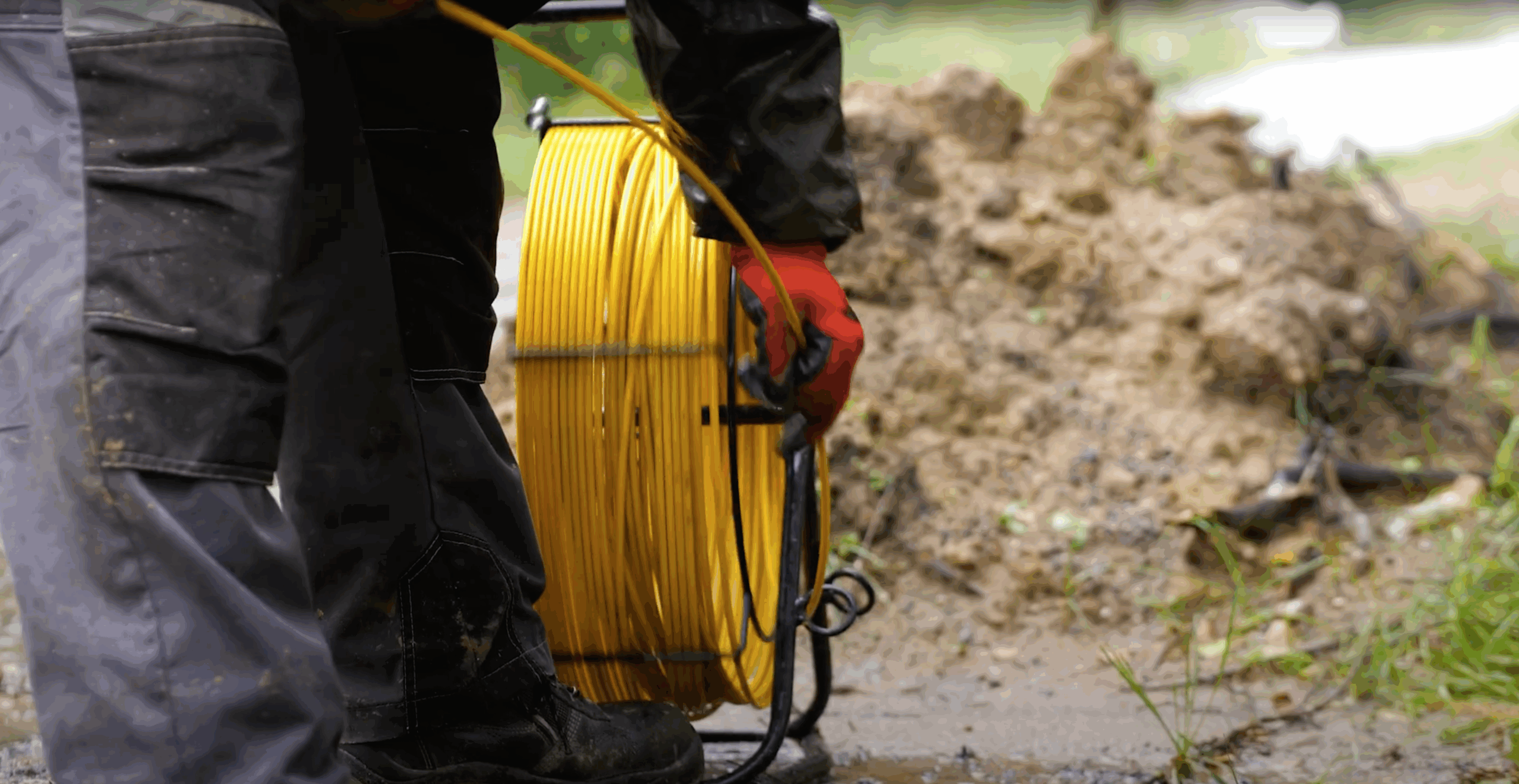 Broadband cable